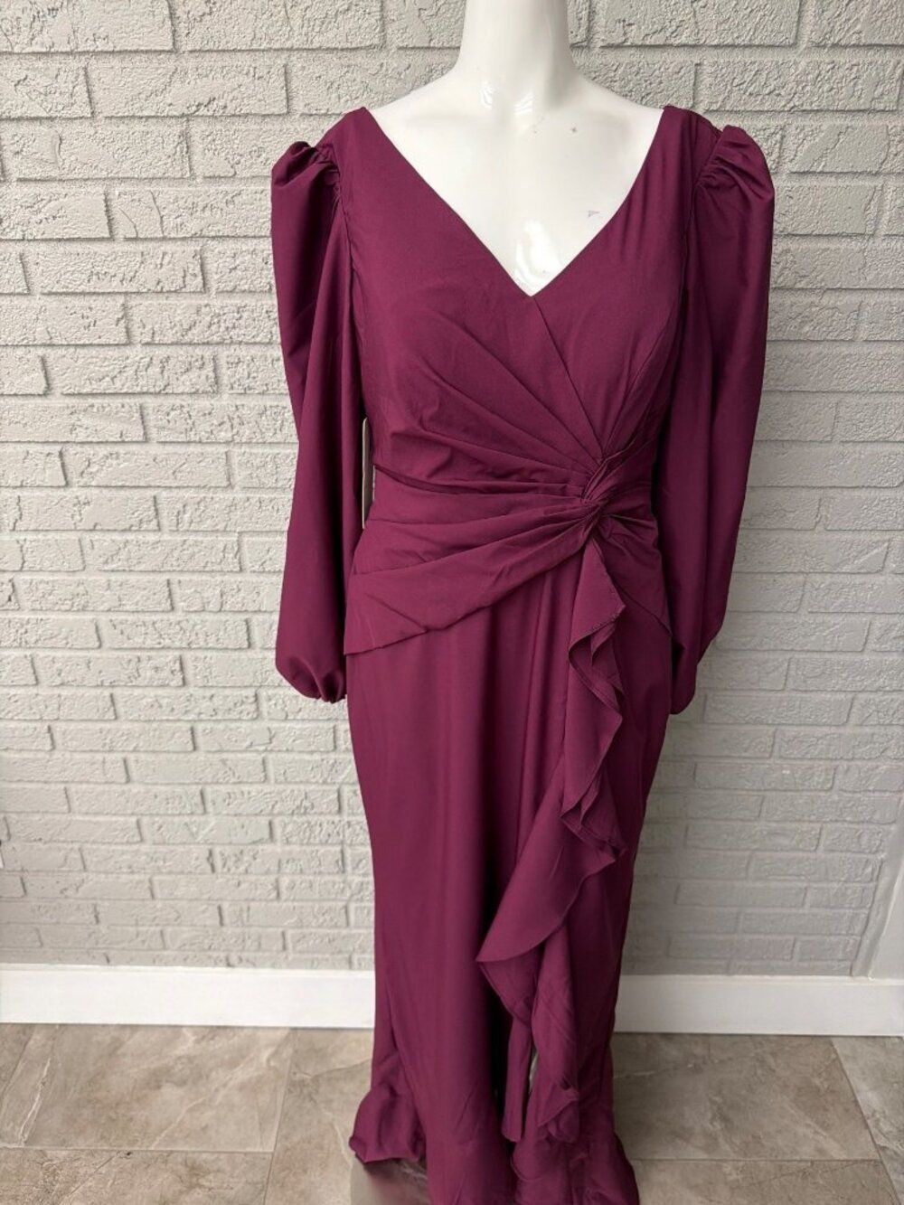 Boutique Women’s Long Sleeve Ruffle Maxi Dress Size 12